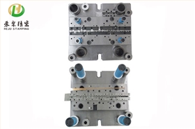 高速連續(xù)沖壓模具. 高速連續(xù)沖壓模具.