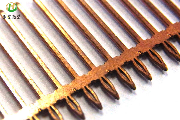 魚眼端子 魚眼端子